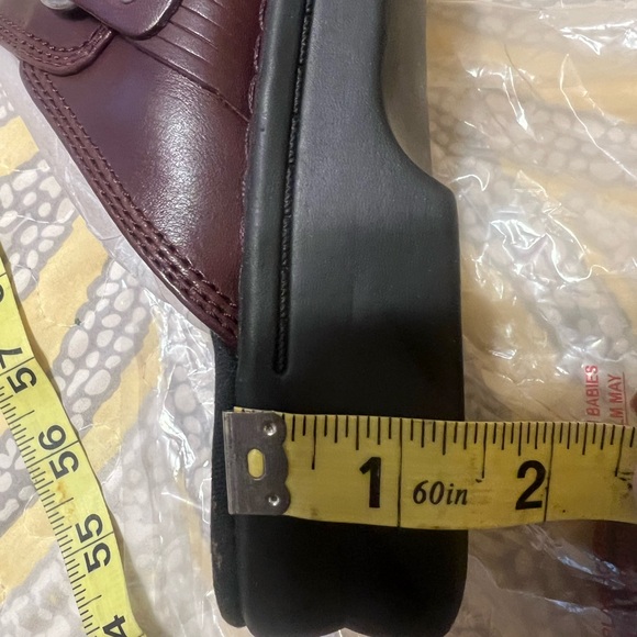 Brand new Clarks Women's Clogs 👠. - Picture 10 of 10